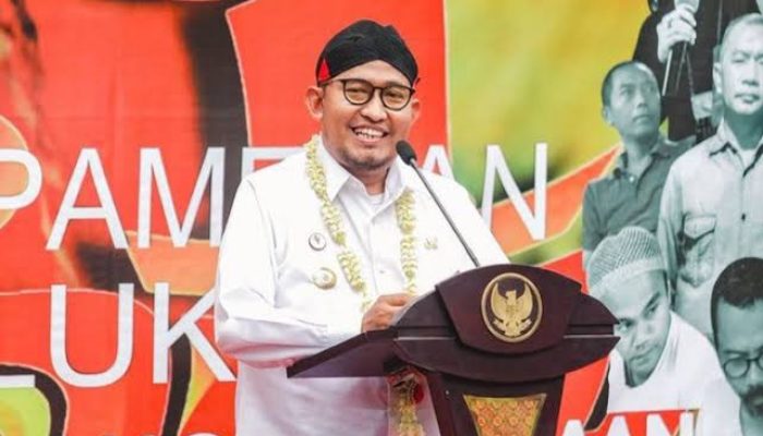 Launching Diluartv.id, Bupati Fauzi: Selamat Menulis Untuk Kemajuan Masyarakat