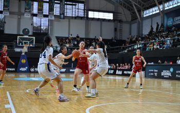 Ubaya Kawinkan Gelar Juara Campus League Basketball Seri Surabaya