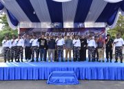 Semarak Hardikal ke-80, TNI AL dan Warga Surabaya Bersihkan Kota