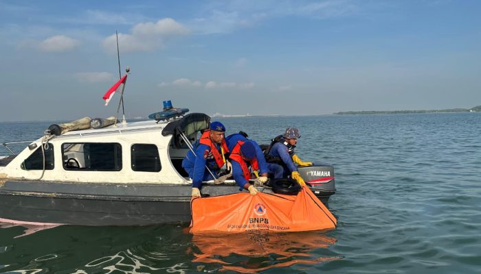 Korban Terakhir Kapal Tenggelam Di Perairan Gresik Telah Ditemukan
