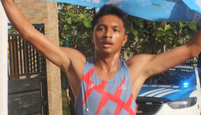 Personil Ditpolairud Polda Jatim Juara Geswara Fun Run 2026 di Pamekasan