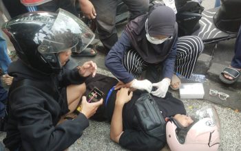 Respon Cepat Patroli Polsek Buduran Bantu Korban Kecelakaan