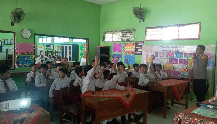 Polsek Wonoayu Sosialisasikan Anti Bullying kepada Siswa SDN Lambangan