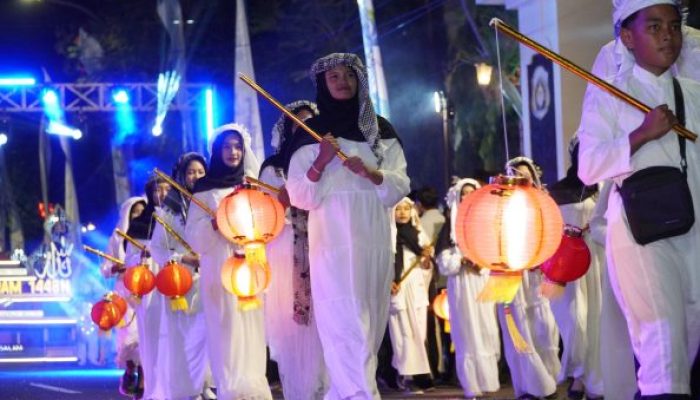Doa Bersama Hingga Pawai Lampion Sambut Tahun Baru Islam di Lamongan