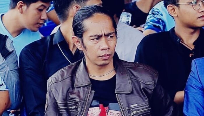 Jaksa dan Polri Bugil di Tengah Jalan