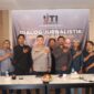 Anggota IJTI Korda Madura Raya bersama Kapolresta Sumenep Kombes Pol. Ariek Indra Sentanu. (Foto Istimewa)