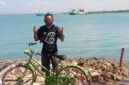 Penulis Didik Setia Budi. Punya sepeda jengki hijau. (Diluartv Photo)