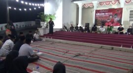Pengurus DPC PDIP Sumenep, Jawa Timur, berkumpul dalam Refleksi 30 Tahun Peristiwa Kuda Tuli, Senin, 27 Juli 2026 malam. (Diluartv Photo)
