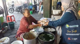 Jenang Gempol Bu Tum legendaris Pasar Pethuk Yogyakarta. (Foto Istimewa)