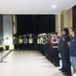 Kapolresta Sumenep Kombes Pol. Ariek Indra Sentanu memimpin apel anggota. (Diluartv Photo)