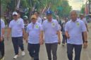 Direktur Bank BPRS Bhakti Sumekar didampingi Wabup Imam Hasyim ikuti JJS bersama. (Foto Istimewa)