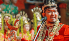 Bupati Fauzi Minta OPD Prioritaskan Hadiah Keris Bagi Tamu