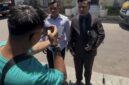 Kuasa hukum korban dari LBH A Quality Law Firm, Sulton Amrilladzi (kiri) dan Hodaivi (kanan), saat memberikan keterangan kepada wartawan di Mapolresta Sumenep terkait kasus penipuan dan penggelapan Rp200 juta. (diluartv photo)